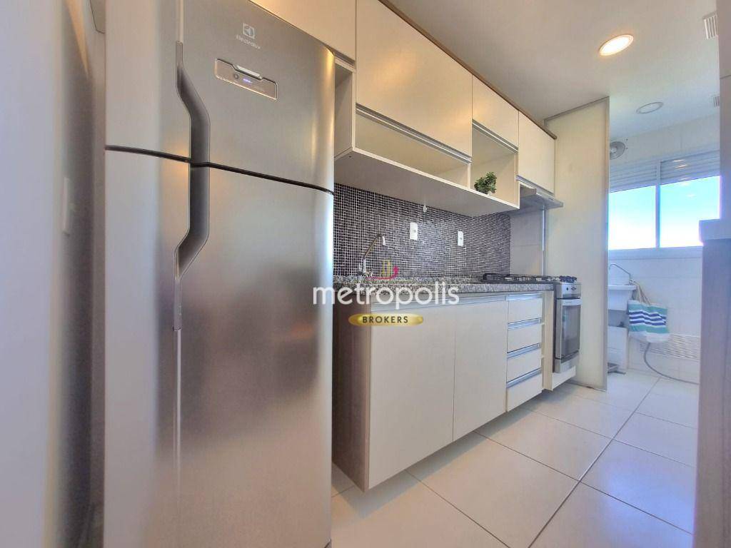 Apartamento para alugar com 2 quartos, 56m² - Foto 17