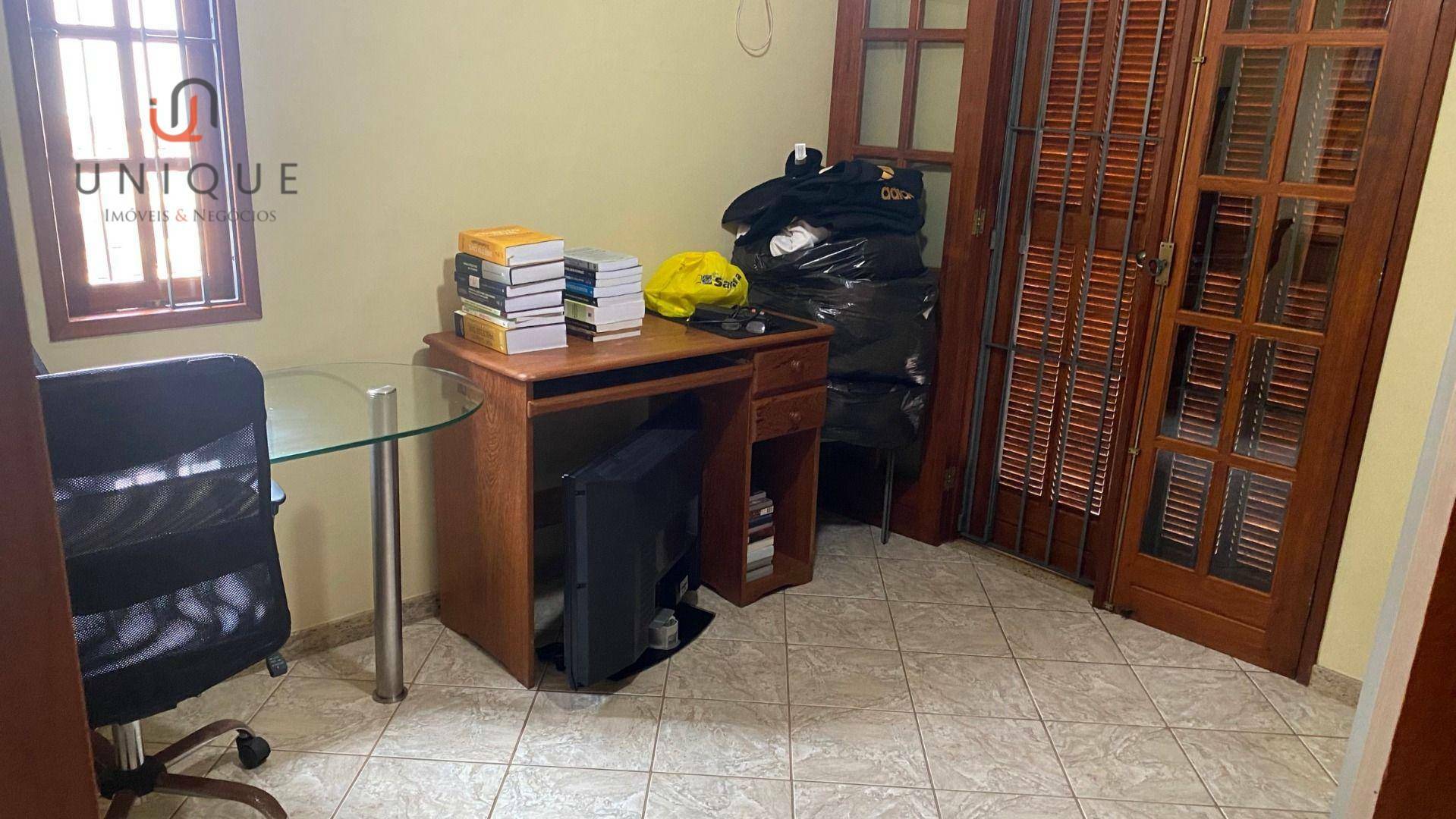 Casa à venda com 3 quartos, 250m² - Foto 23