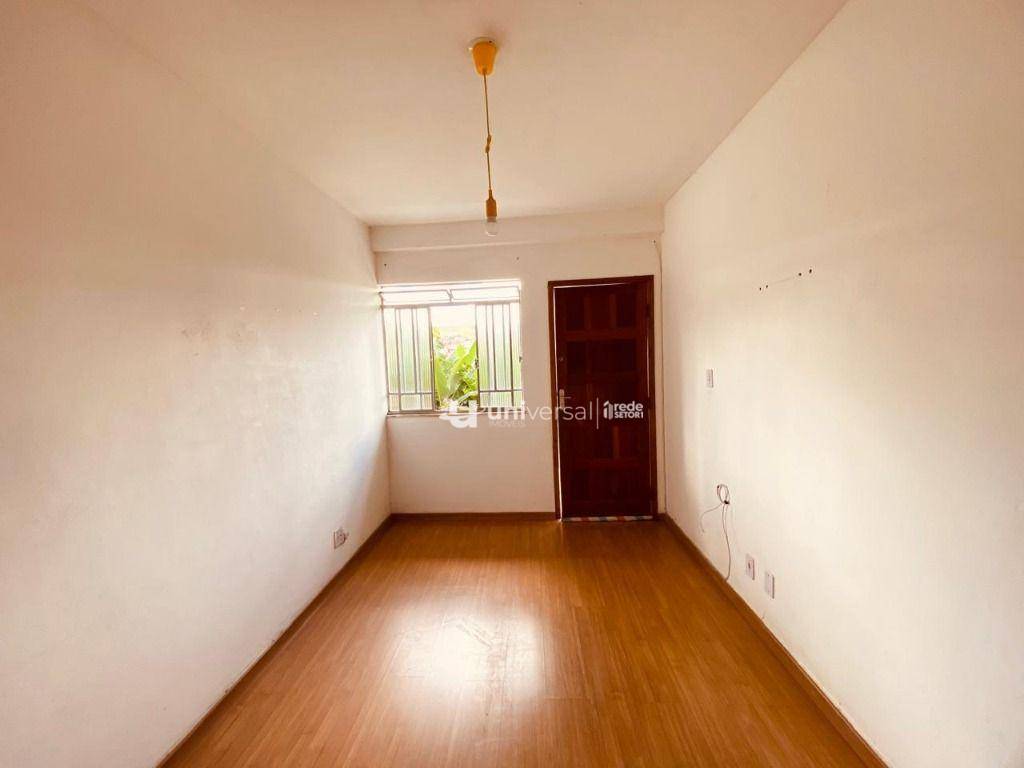 Apartamento à venda com 2 quartos, 40m² - Foto 3