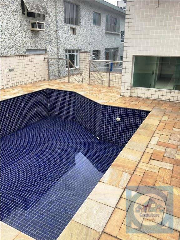 Casa de Condomínio para alugar com 4 quartos, 440m² - Foto 2