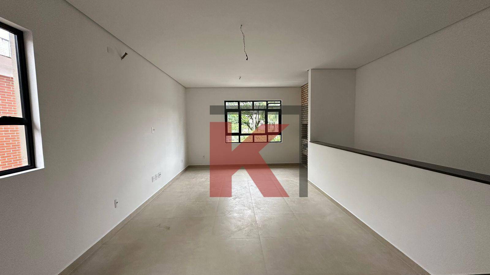 Casa à venda com 2 quartos, 80m² - Foto 3
