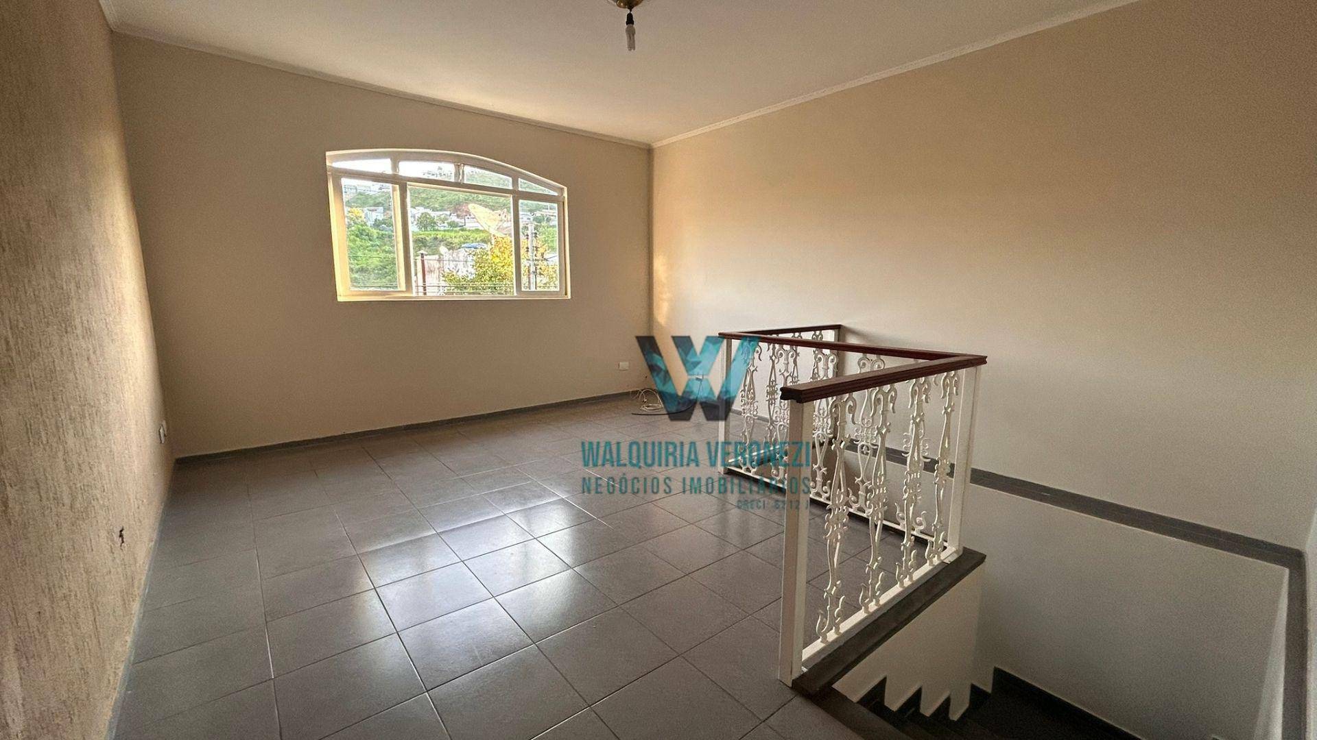 Casa à venda com 3 quartos, 200m² - Foto 9