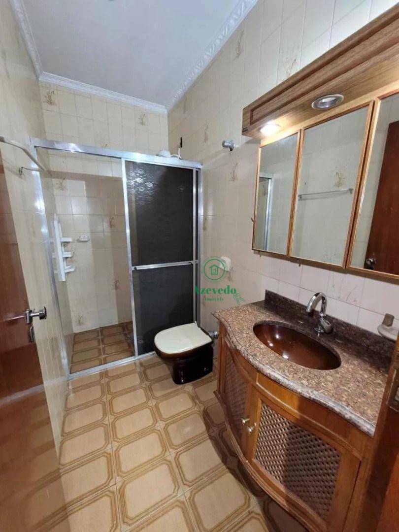 Sobrado à venda com 3 quartos, 200m² - Foto 15