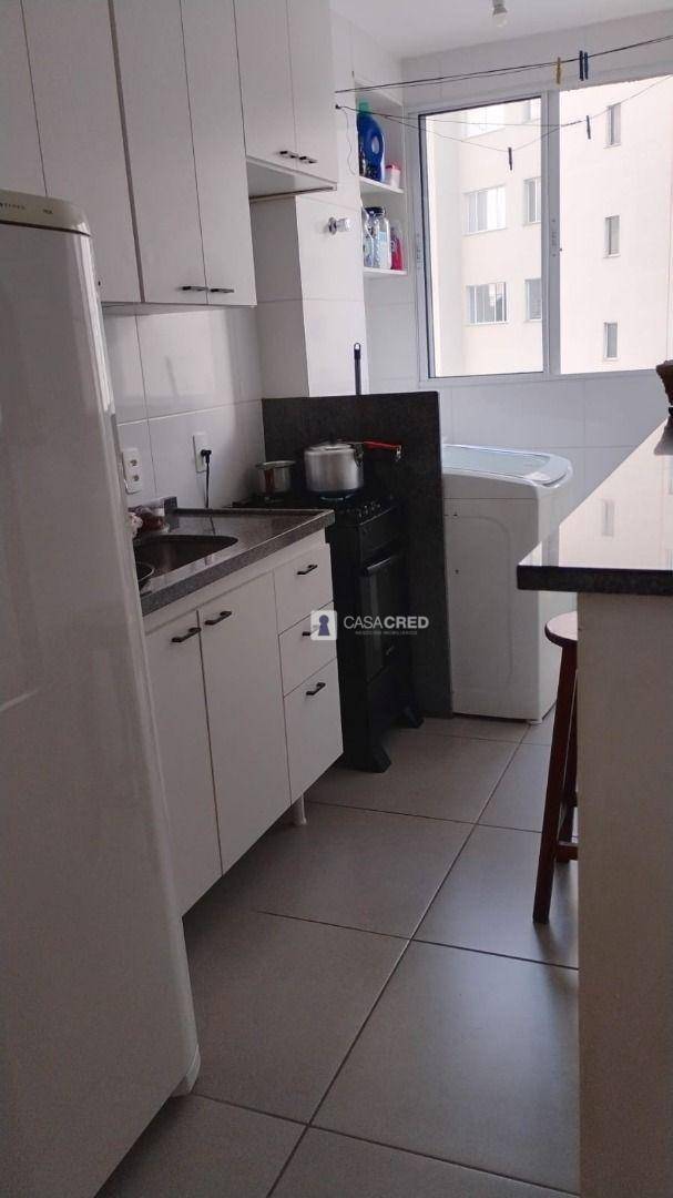 Apartamento à venda com 2 quartos, 52m² - Foto 7