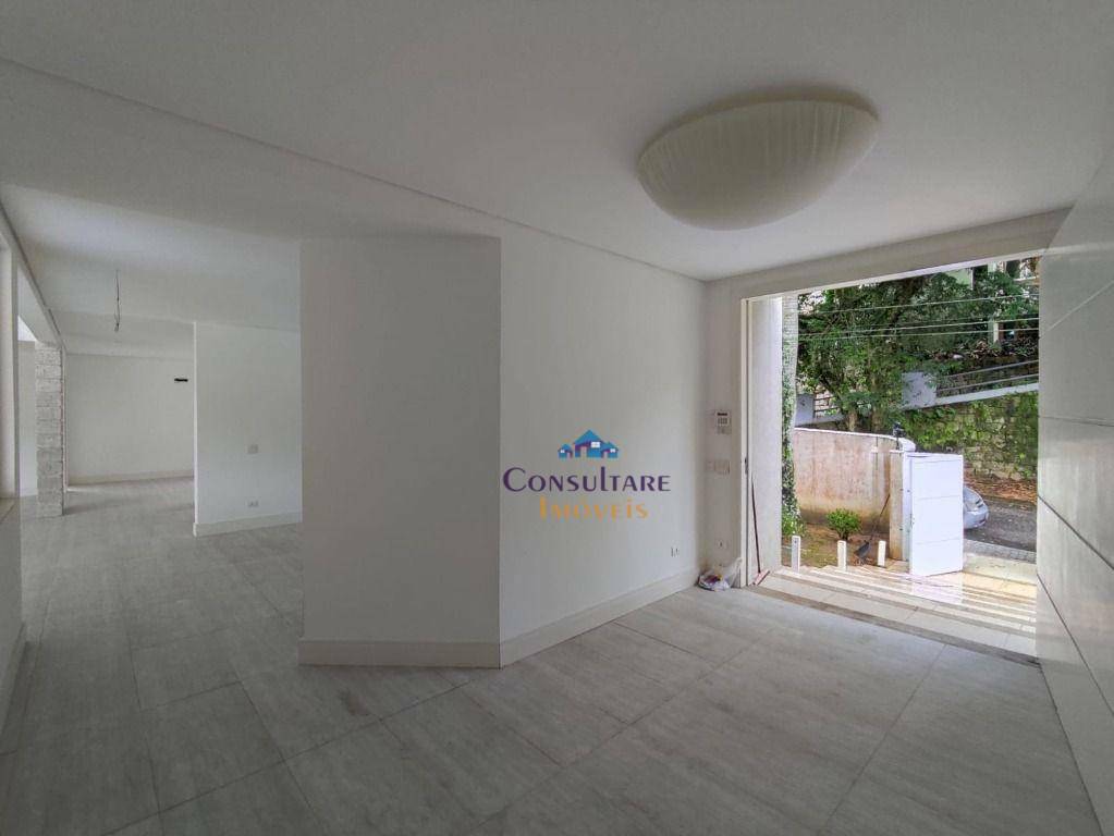 Casa à venda com 4 quartos, 937m² - Foto 4