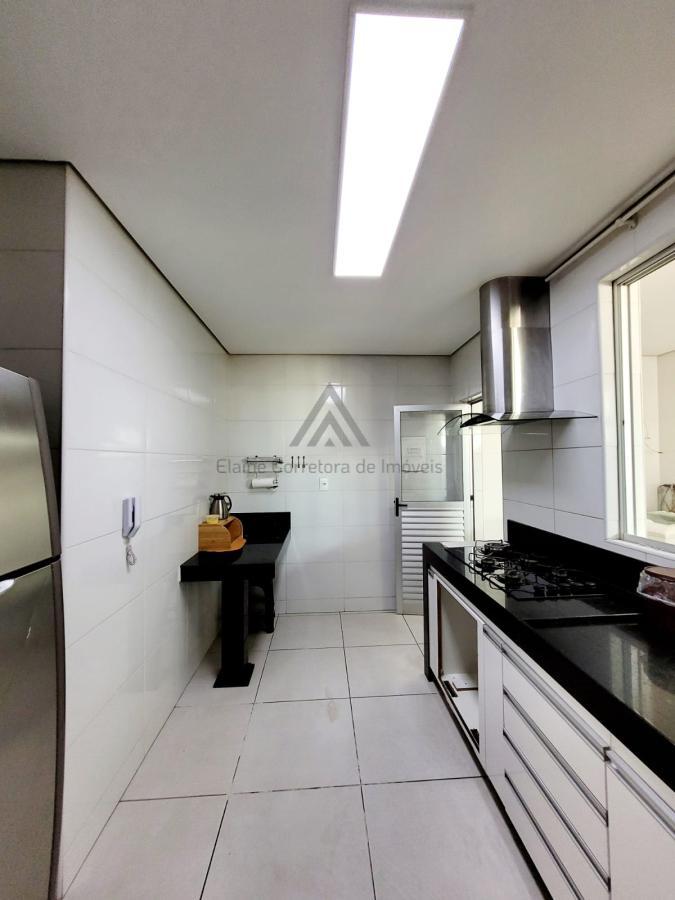 Apartamento à venda com 3 quartos, 148m² - Foto 8