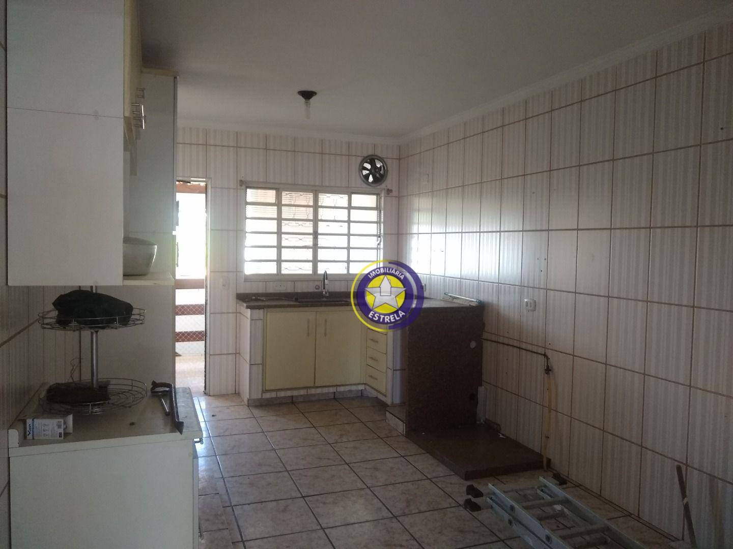 Casa para alugar com 3 quartos, 500M2 - Foto 17