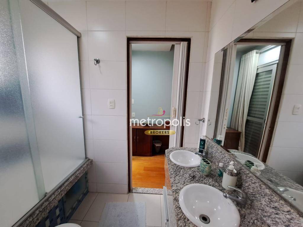 Sobrado à venda com 4 quartos, 320m² - Foto 38