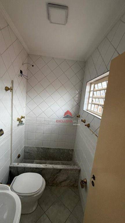 Casa à venda com 3 quartos, 230m² - Foto 13