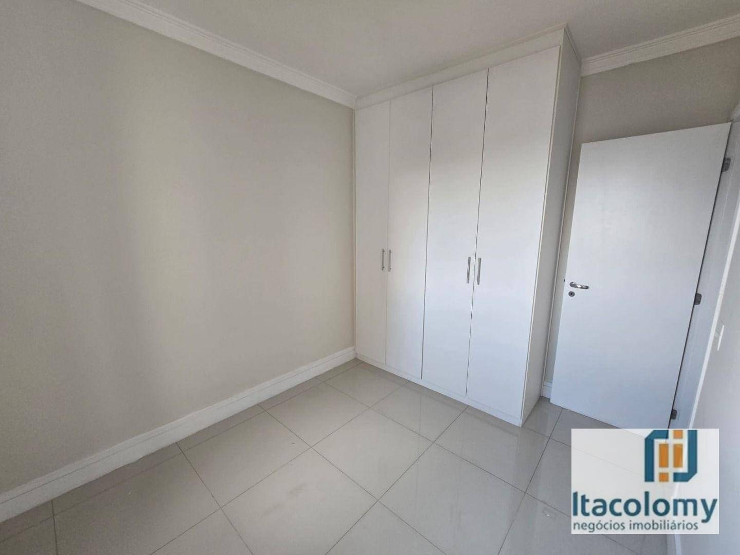 Apartamento para alugar com 3 quartos, 88m² - Foto 22