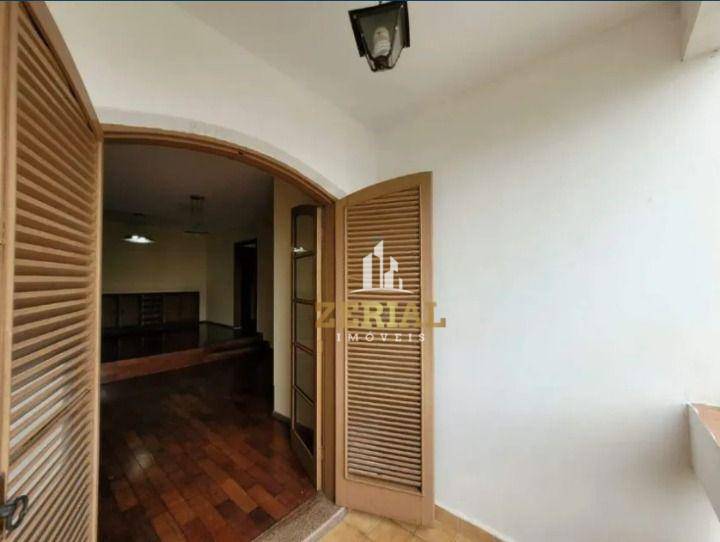 Apartamento para alugar com 3 quartos, 120m² - Foto 2