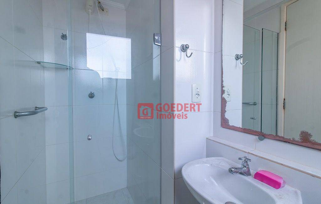 Apartamento à venda com 2 quartos, 58m² - Foto 15