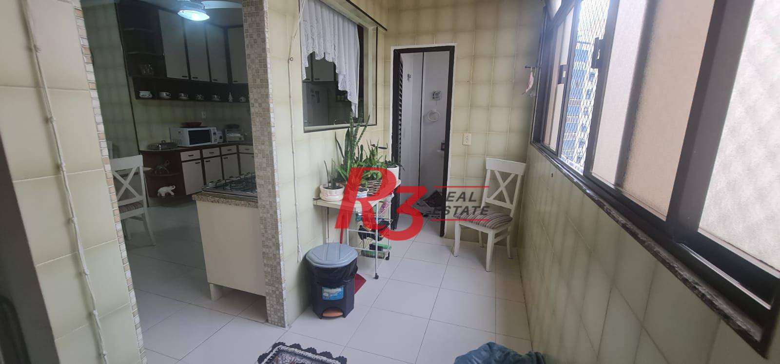 Apartamento à venda com 3 quartos, 150m² - Foto 5