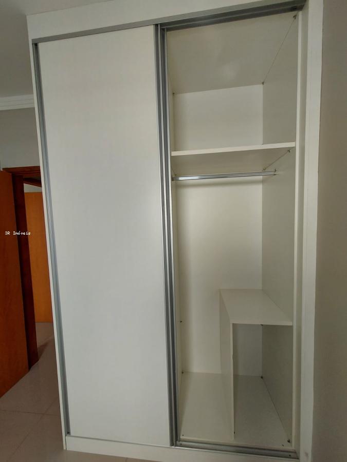 Casa à venda com 3 quartos, 131m² - Foto 19