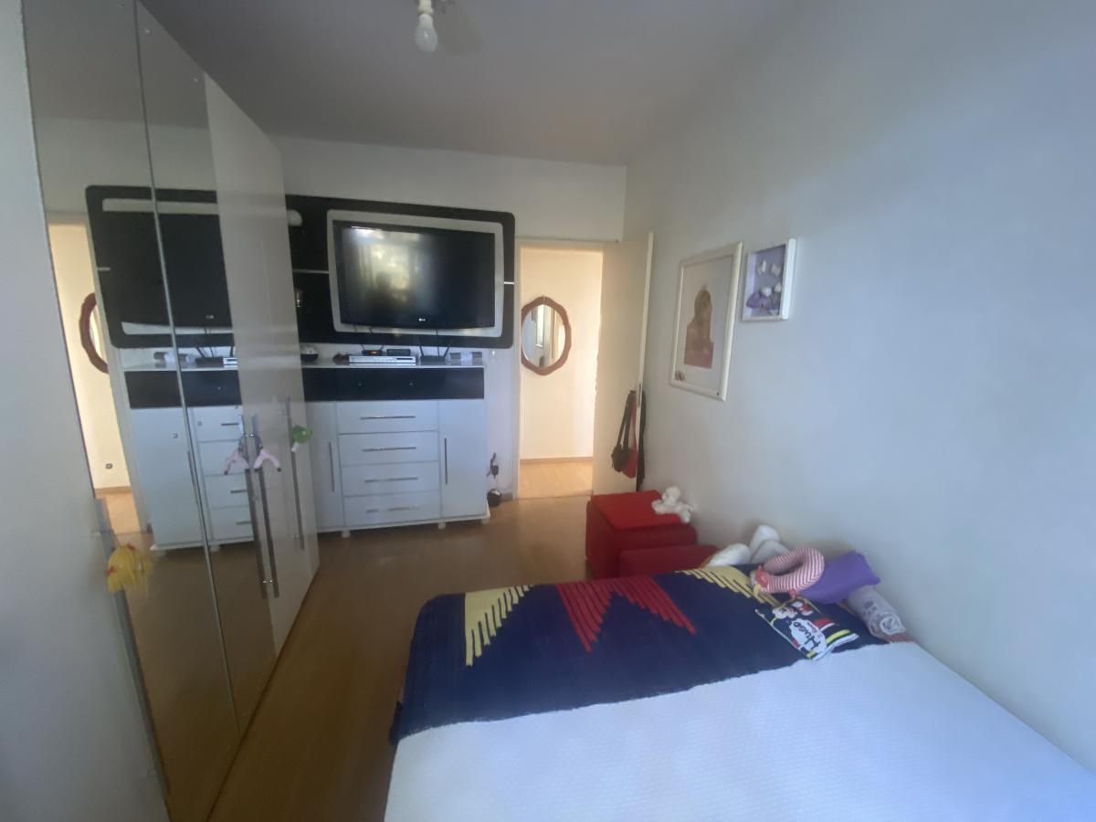 Apartamento à venda com 2 quartos, 70m² - Foto 5