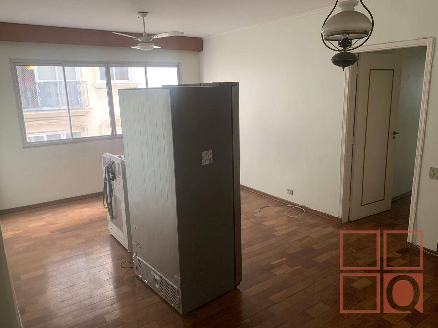 Apartamento à venda com 3 quartos, 97m² - Foto 2