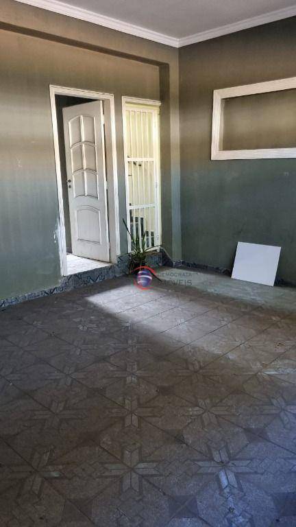 Sobrado à venda com 4 quartos, 216m² - Foto 17