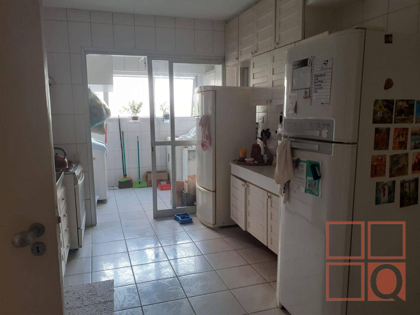 Apartamento à venda com 3 quartos, 190m² - Foto 15