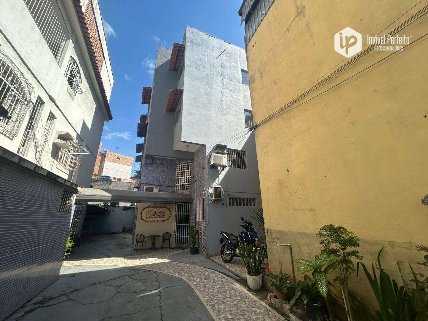 Apartamento para alugar com 2 quartos, 52m² - Foto 11
