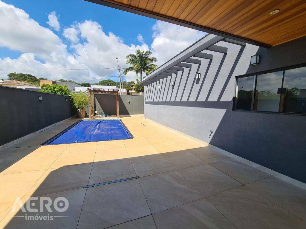 Casa de Condomínio à venda e aluguel com 3 quartos, 210m² - Foto 8