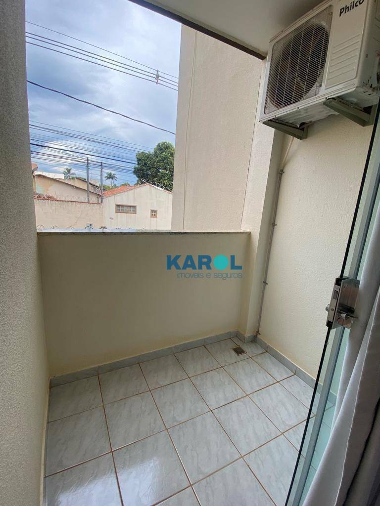 Apartamento à venda com 2 quartos, 50m² - Foto 4