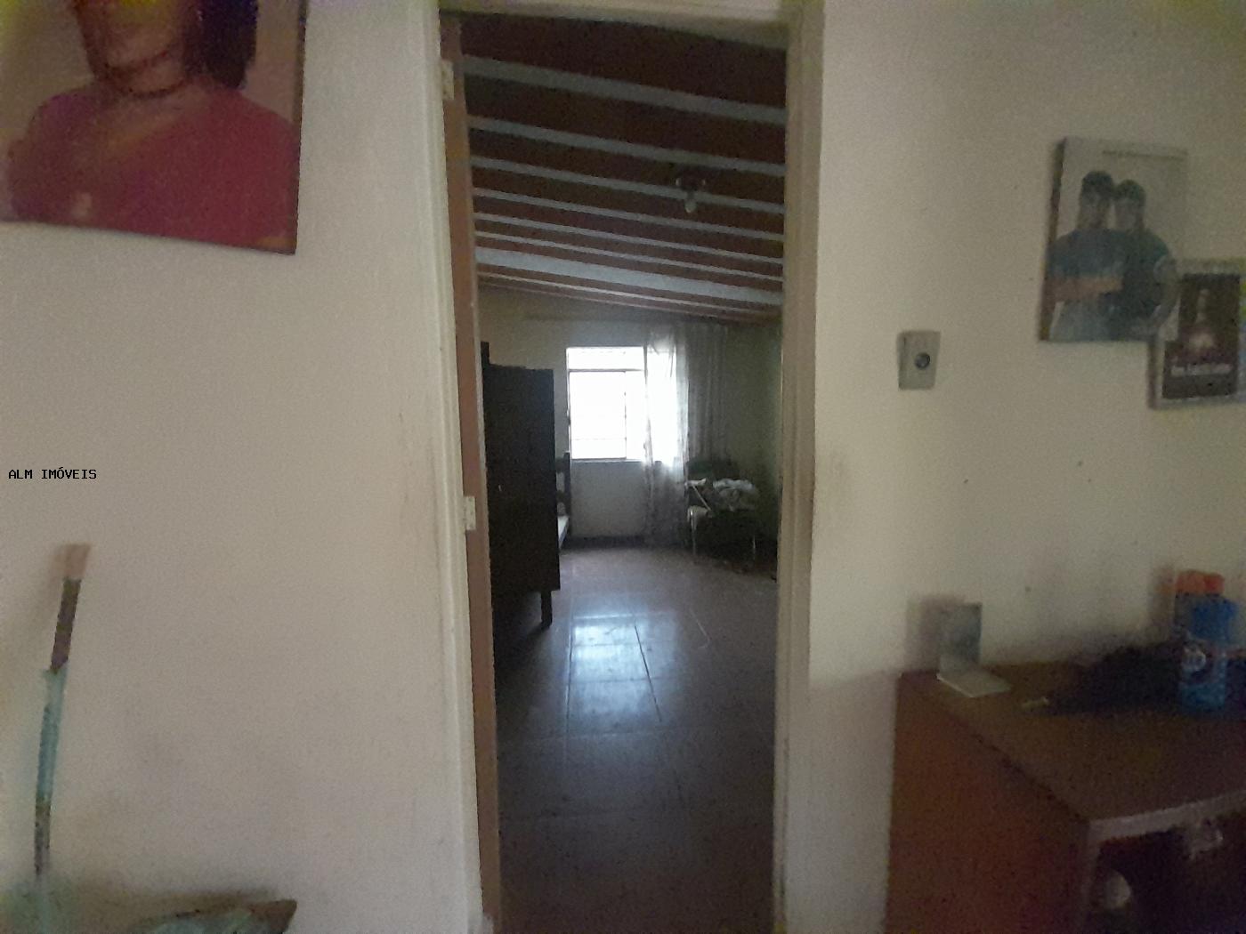 Casa à venda com 3 quartos, 370m² - Foto 3