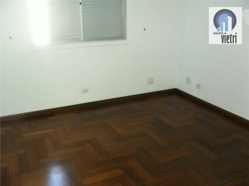 Apartamento à venda com 3 quartos, 87m² - Foto 18