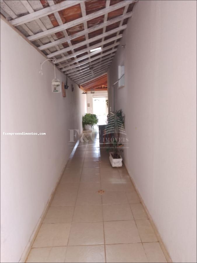 Casa à venda com 3 quartos, 265m² - Foto 42