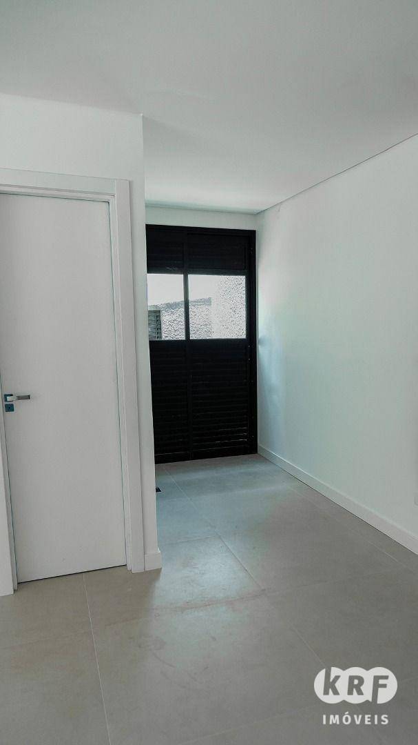 Sobrado à venda com 3 quartos, 160m² - Foto 22