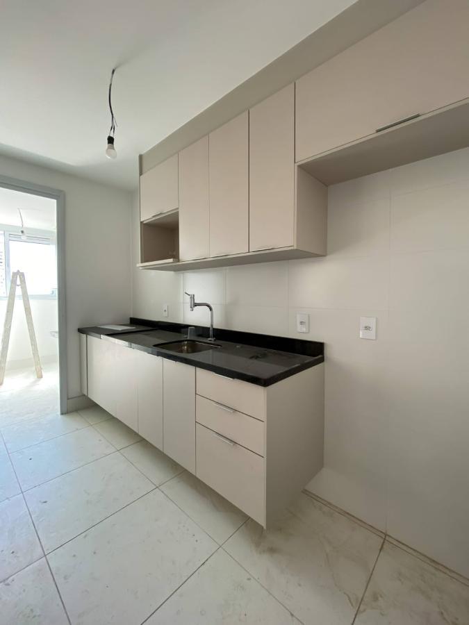 Apartamento à venda com 5 quartos, 215m² - Foto 6