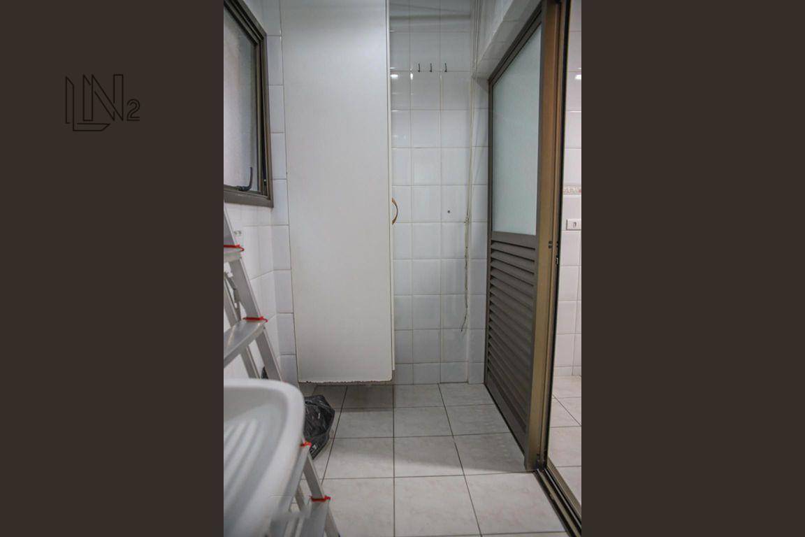 Apartamento para alugar com 3 quartos, 105m² - Foto 8