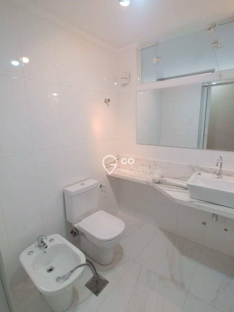 Apartamento para alugar com 3 quartos, 130m² - Foto 14