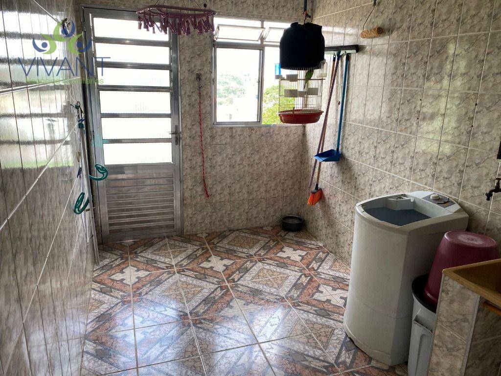 Casa à venda com 4 quartos, 220m² - Foto 17