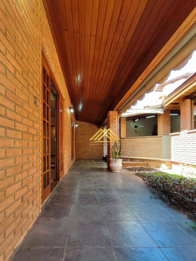 Casa à venda com 3 quartos, 300M2 - Foto 10