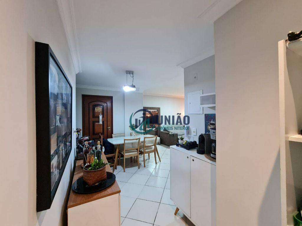 Apartamento à venda com 2 quartos, 80m² - Foto 10