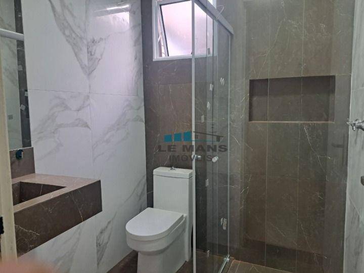 Casa à venda com 3 quartos, 180m² - Foto 8