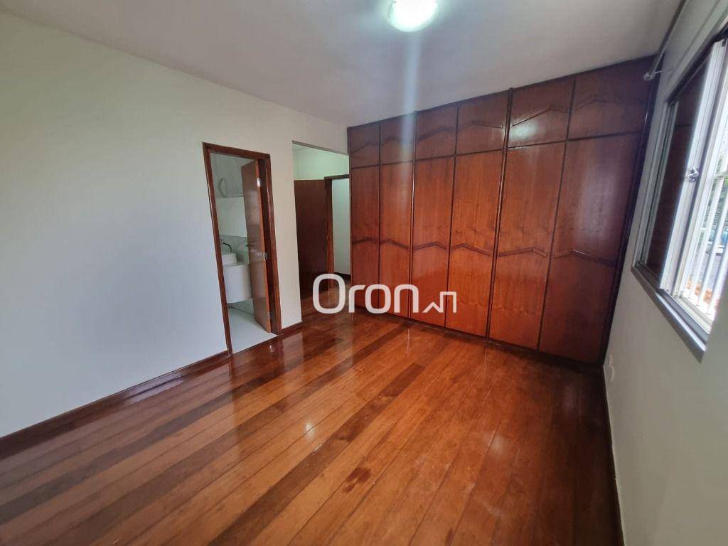 Apartamento à venda com 3 quartos, 128m² - Foto 7