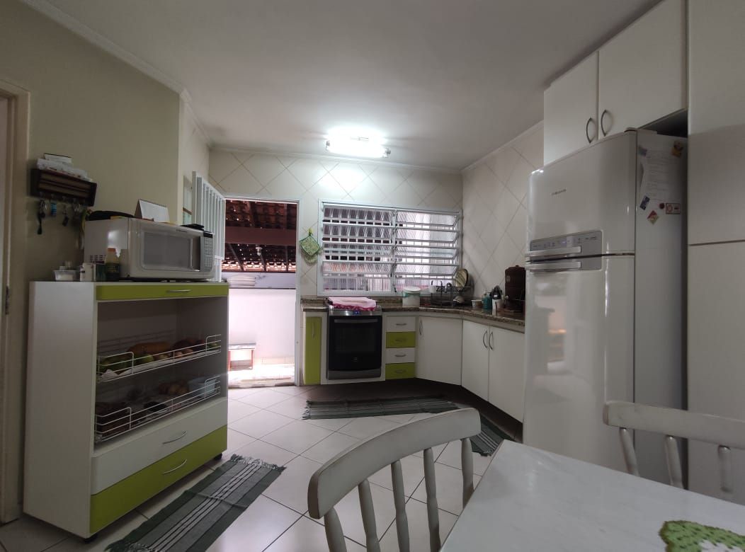 Sobrado à venda com 3 quartos, 110m² - Foto 12