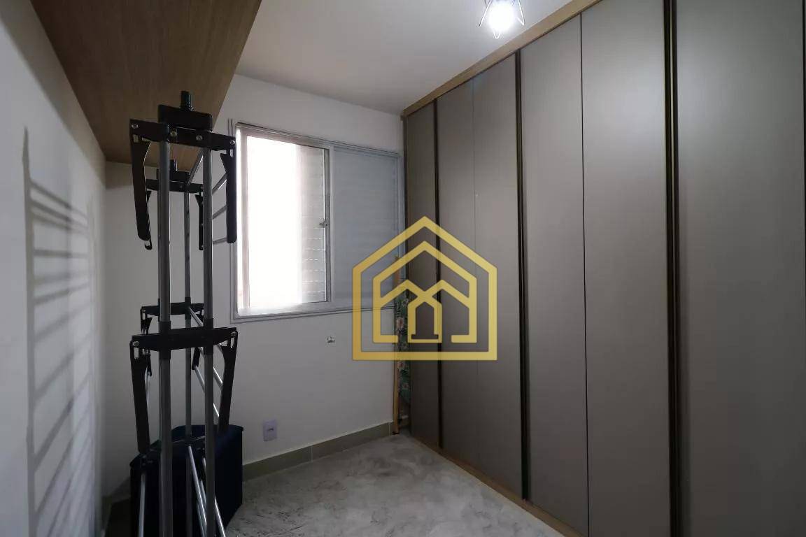 Apartamento à venda com 2 quartos, 44m² - Foto 3