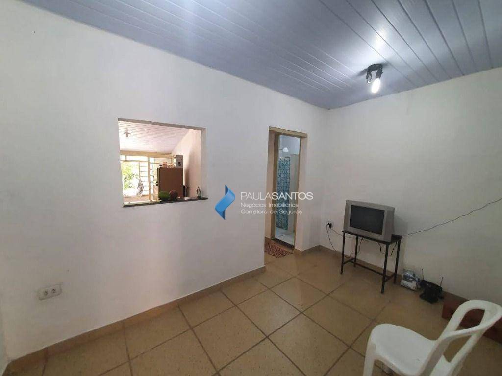 Casa à venda com 2 quartos, 54m² - Foto 3