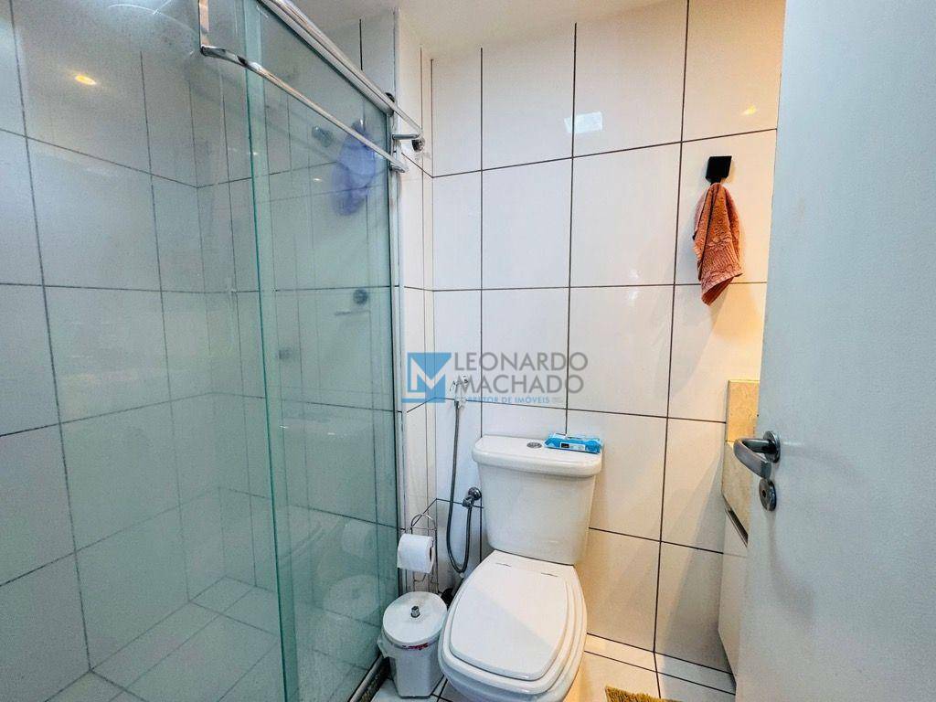 Apartamento à venda com 3 quartos, 110m² - Foto 13