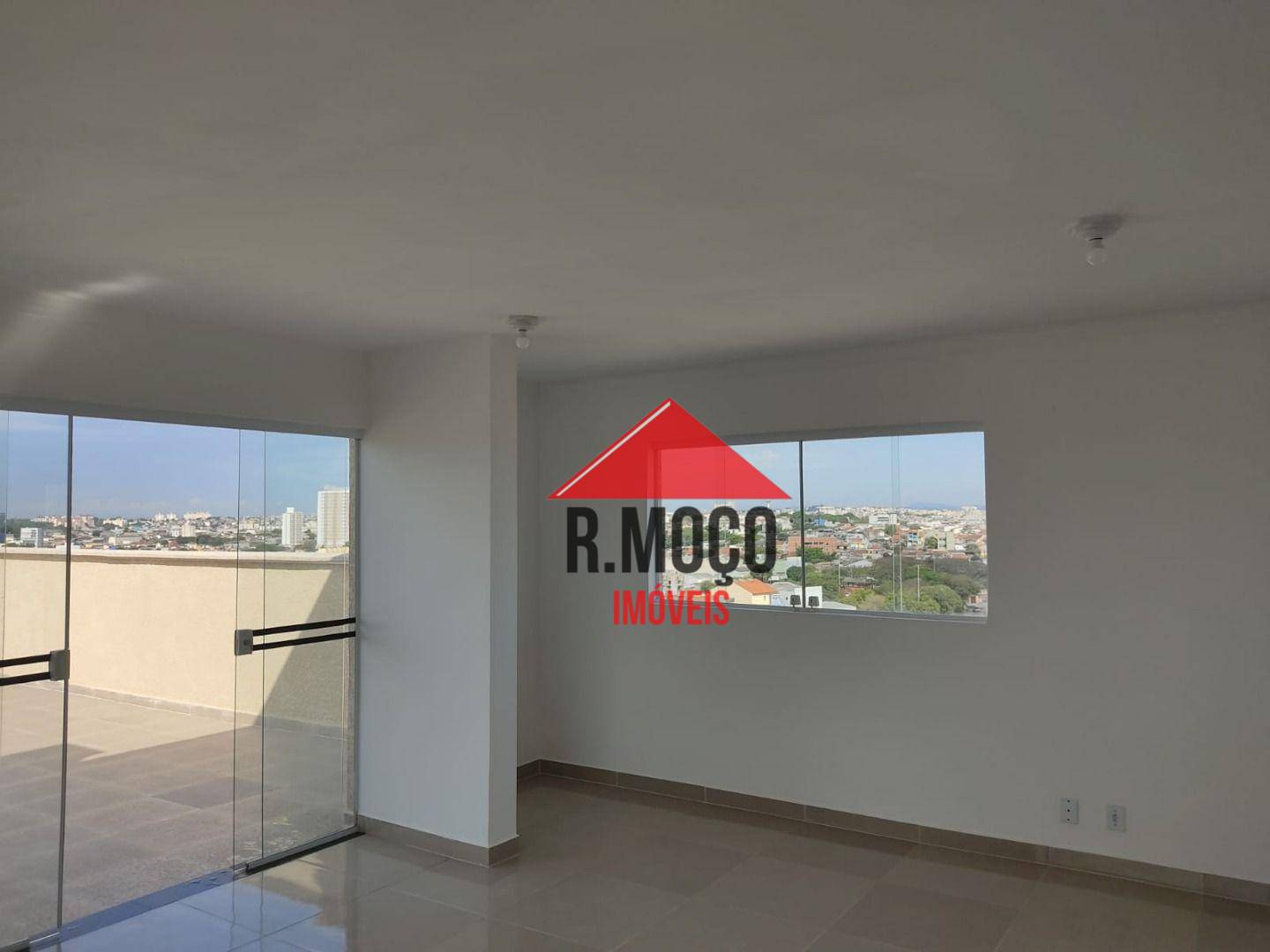 Apartamento à venda com 2 quartos, 39m² - Foto 24