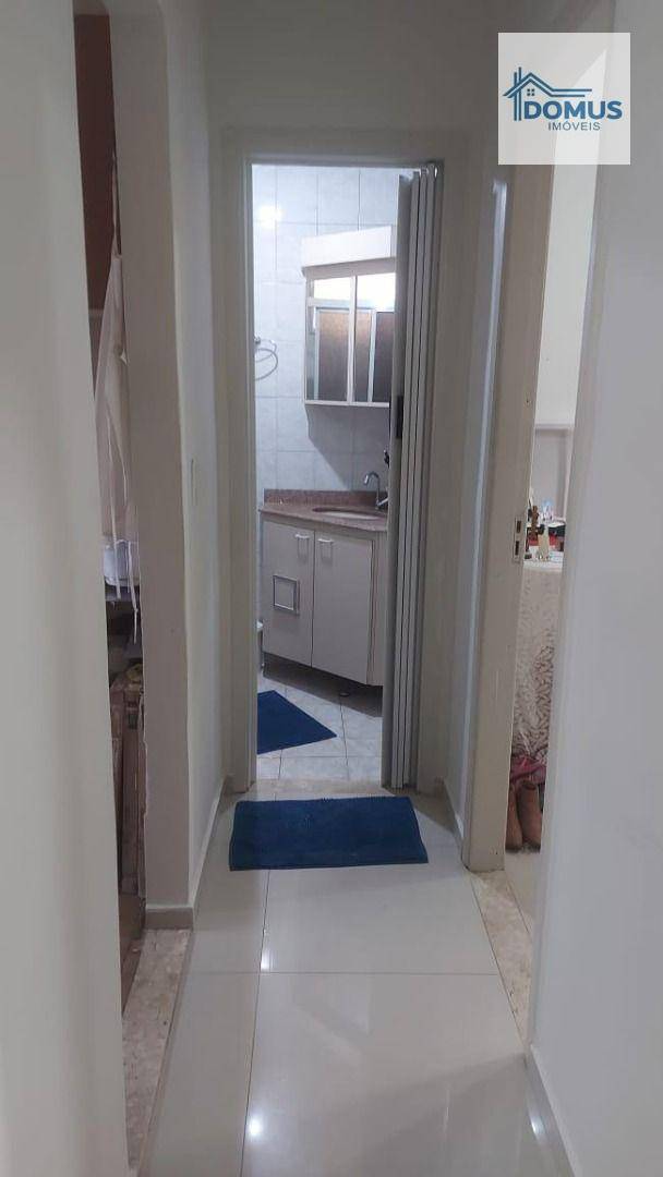 Apartamento à venda com 2 quartos, 52m² - Foto 11