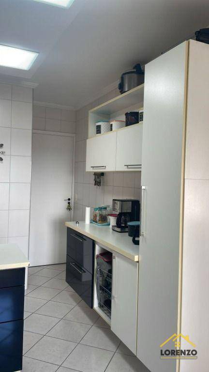 Apartamento à venda com 3 quartos, 144m² - Foto 15