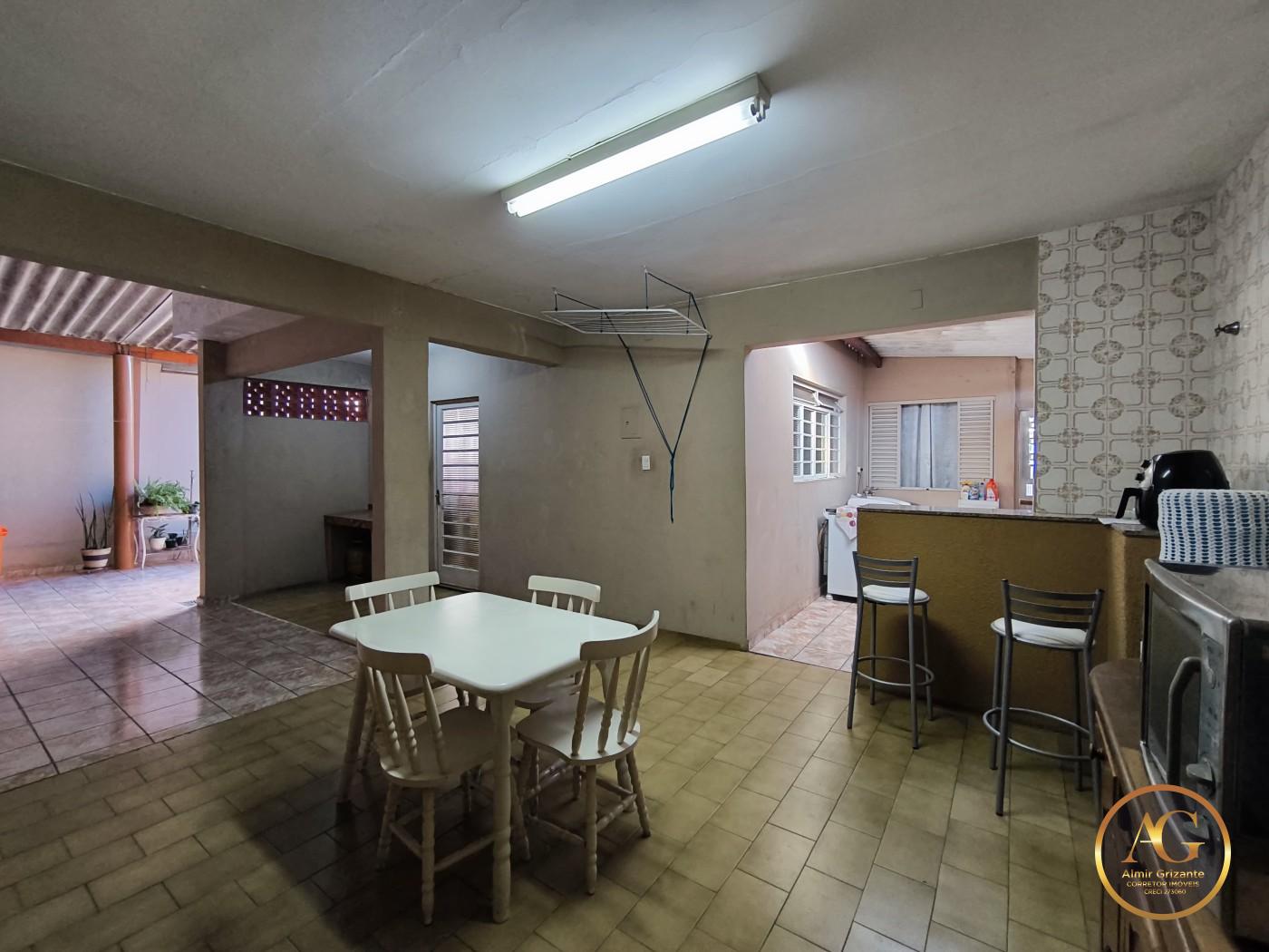Casa à venda com 3 quartos, 198m² - Foto 30