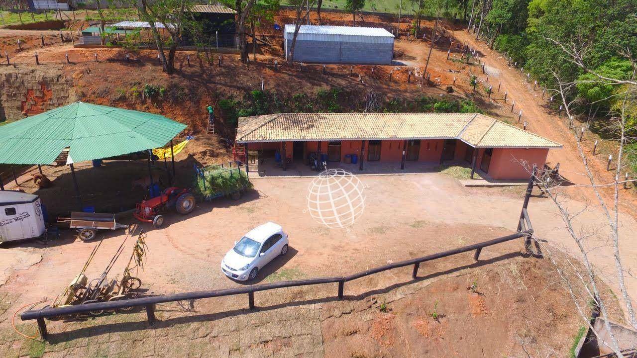 Haras e Área Rural Padrão à venda com 3 quartos, 210m² - Foto 10