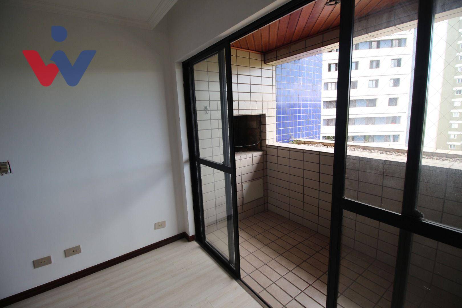 Apartamento à venda com 4 quartos, 106m² - Foto 7