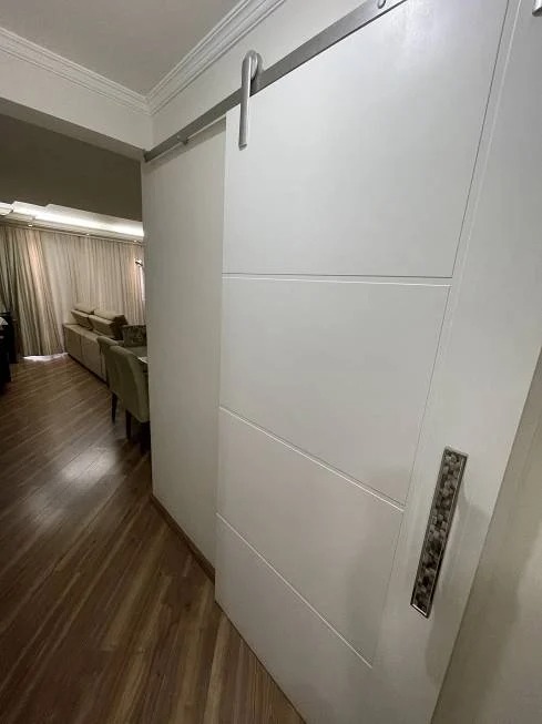 Apartamento à venda com 2 quartos, 80m² - Foto 3