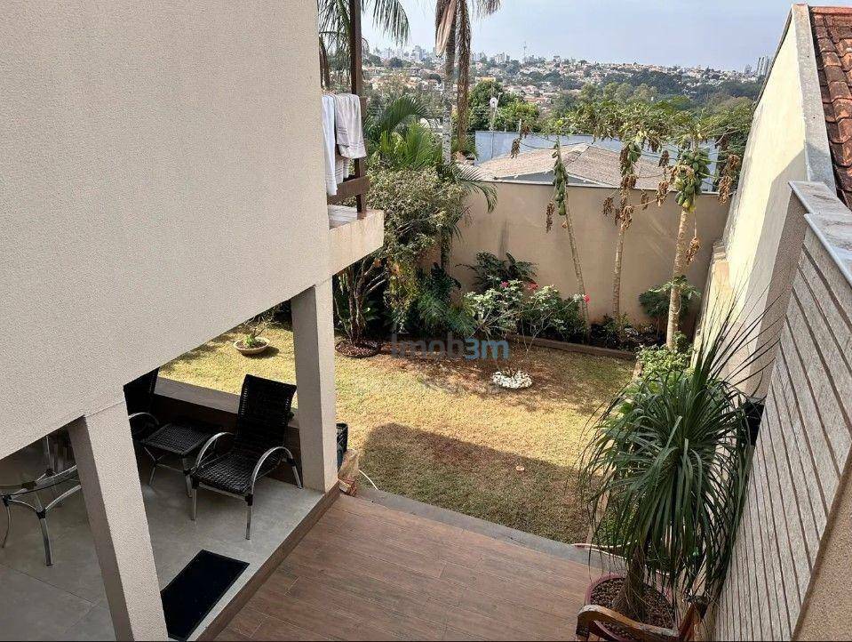 Casa à venda com 3 quartos, 196m² - Foto 7