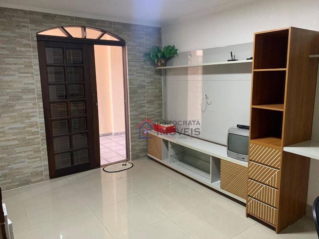 Sobrado à venda com 3 quartos, 220m² - Foto 14